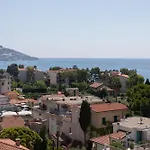 H11 Elena House Vista - Porto Sanremo