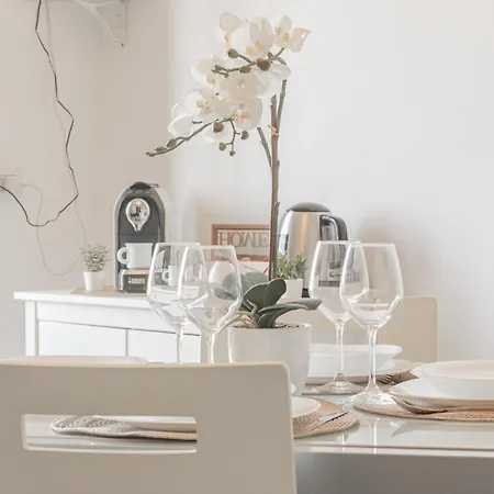 H11 Elena House Vista - Porto * Sanremo